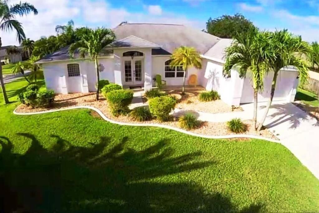 Villa Palm Island Cape Coral Bagian luar foto